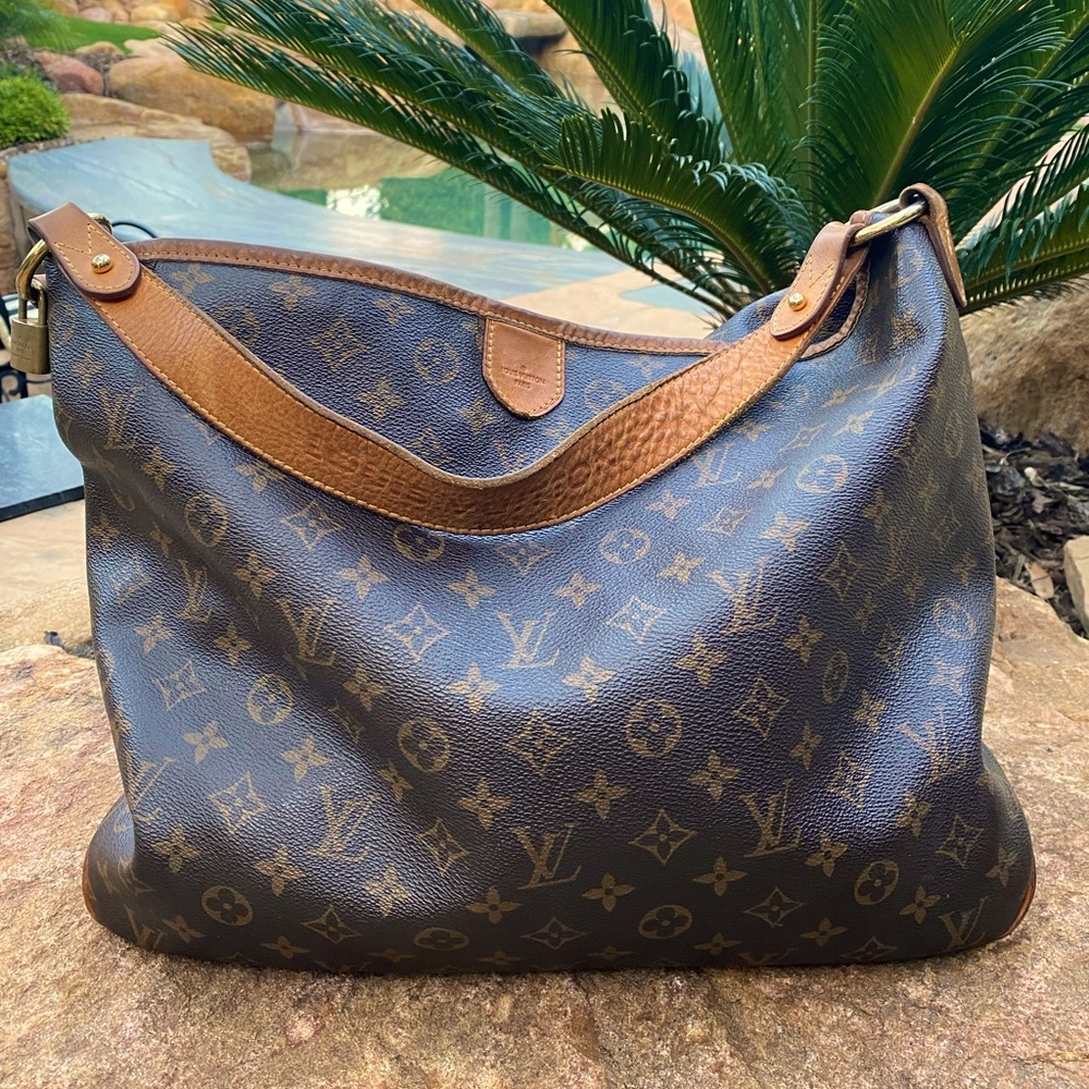 Authentic Louis Vuitton delightful MM shoulder monogram  tote bag travel w/lock